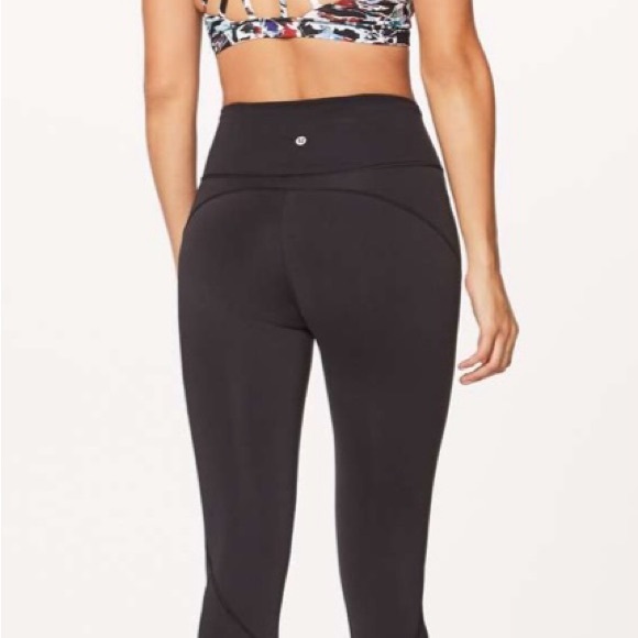 Lululemon Black In Movement Crop - Picture 2 of 8